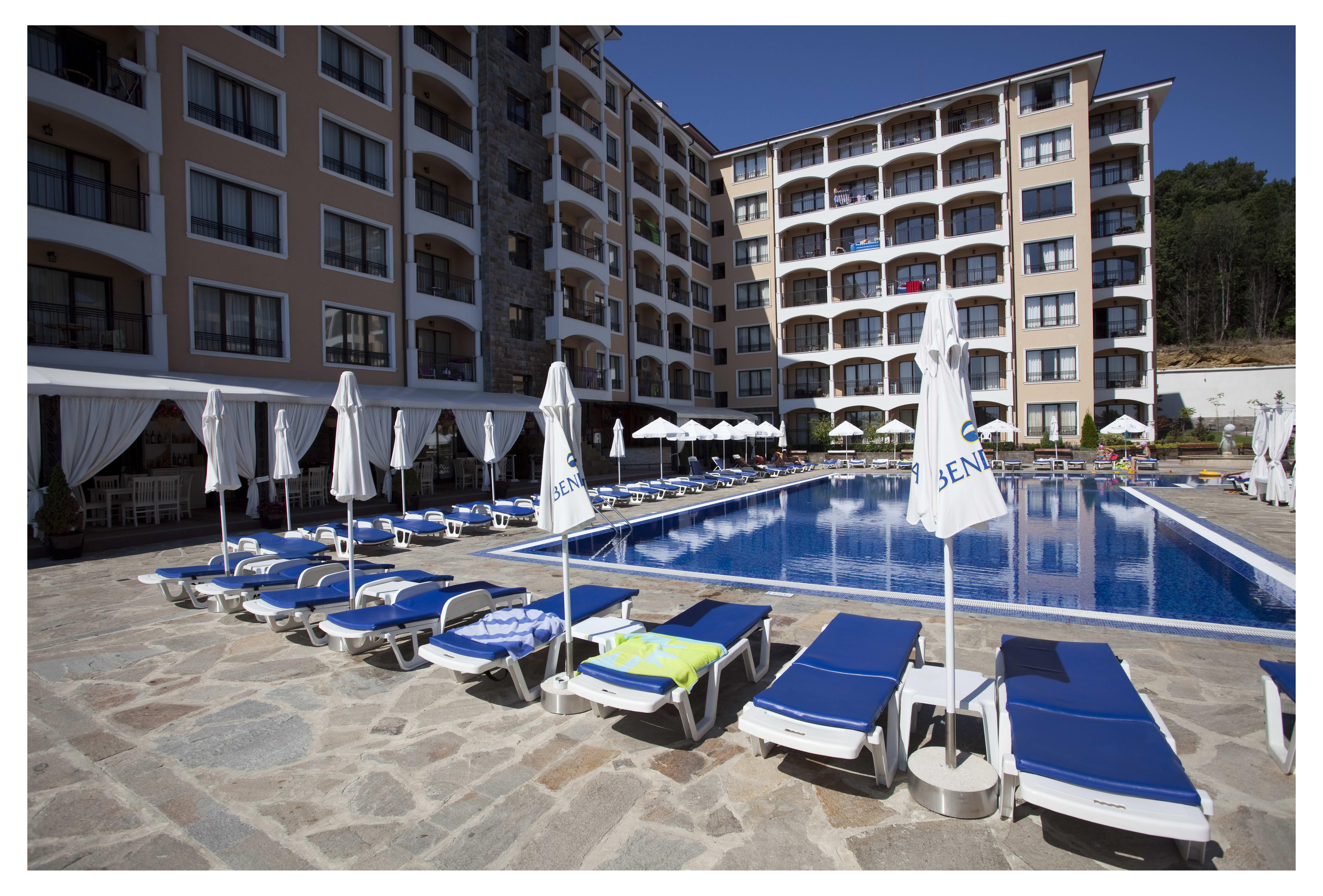 Bendita Mare Aparthotel Golden Sands Exterior photo